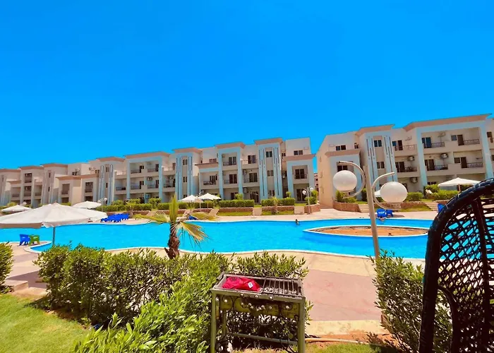 شقة ومنتجع بالميرا بيتش العين السخنة Zya Palmera El Sokhna
