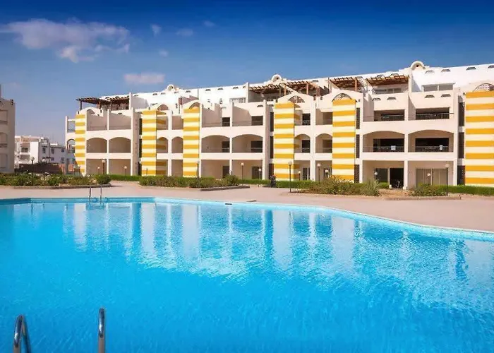 شقة ومنتجع بالميرا بيتش العين السخنة Zya Palmera El Sokhna
